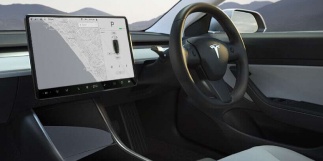 Tesla model 3 dashboard