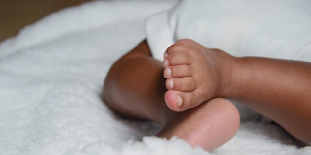 New born feet for child identification